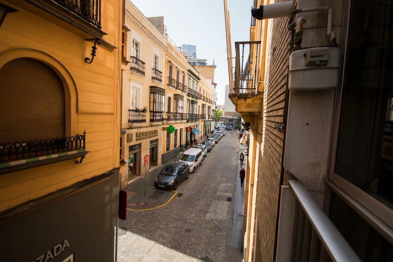 Апартаменты Piso Plaza Del Duque Севилья Экстерьер фото